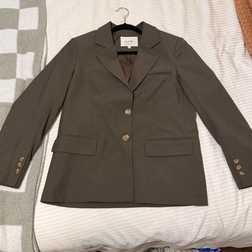 Simple Retro Blazer - Picture 2 of 4